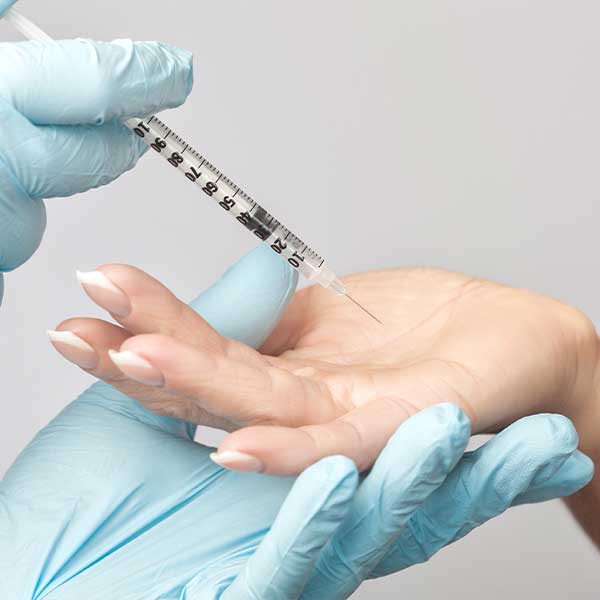 Izzadás kezelése bo-tox injekcióval